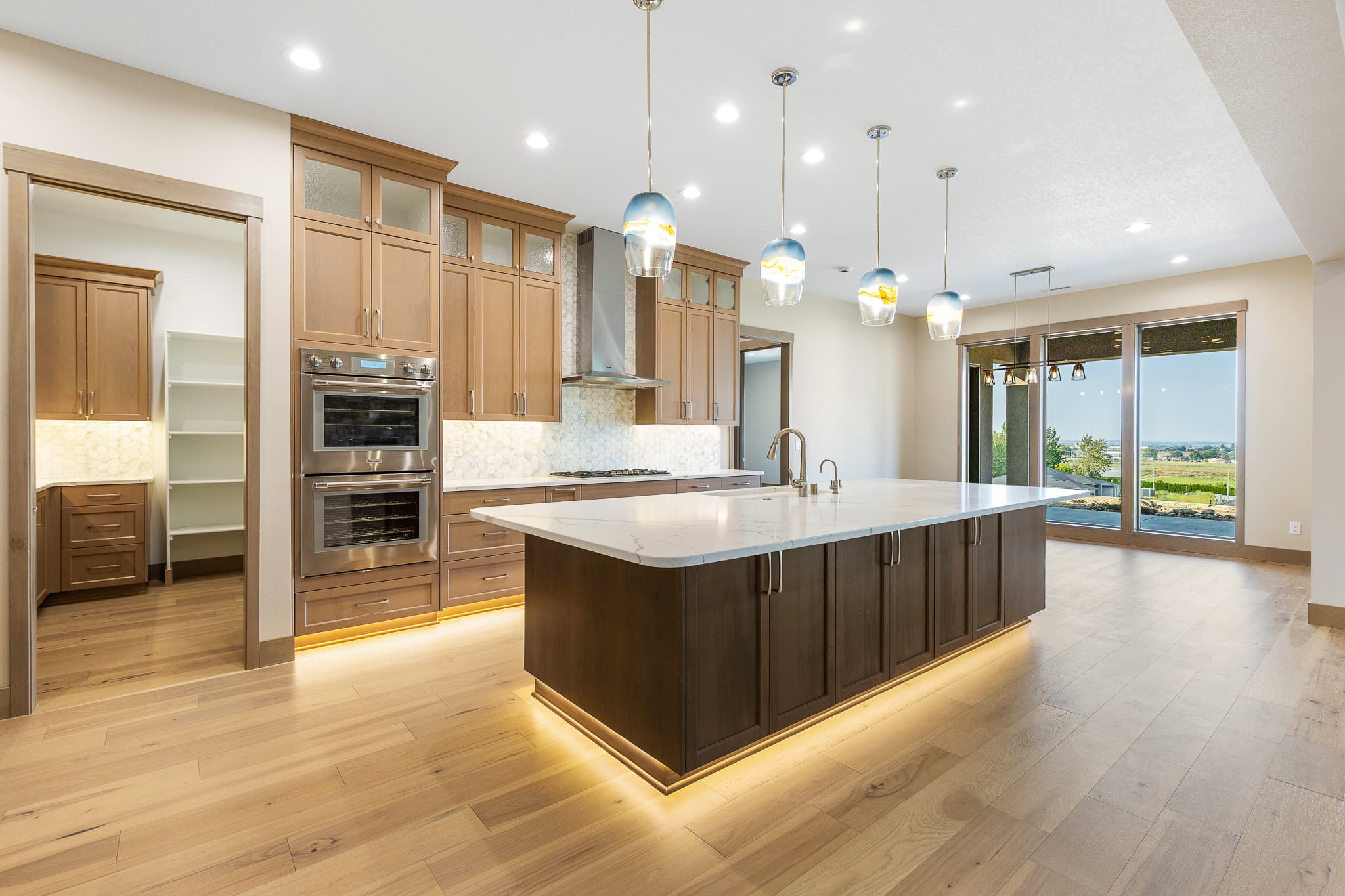 Custom kitchen cabinetry project 11