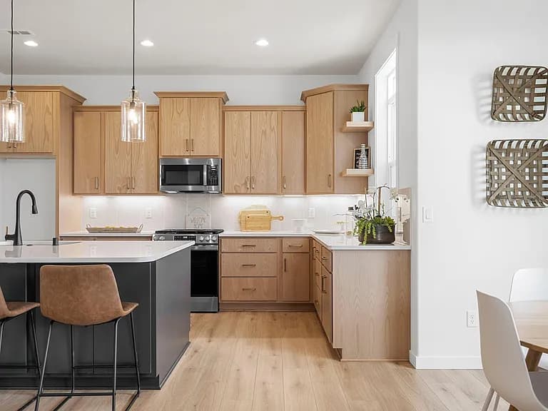 Custom kitchen cabinetry project 13