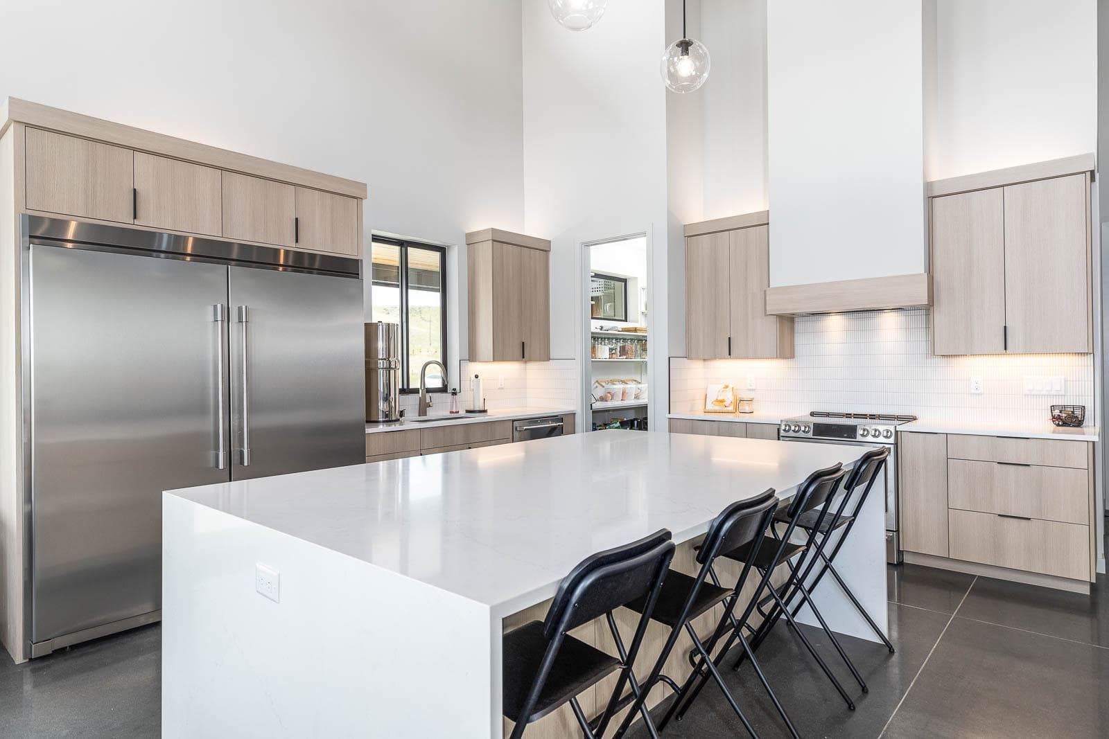 Custom kitchen cabinetry project 15