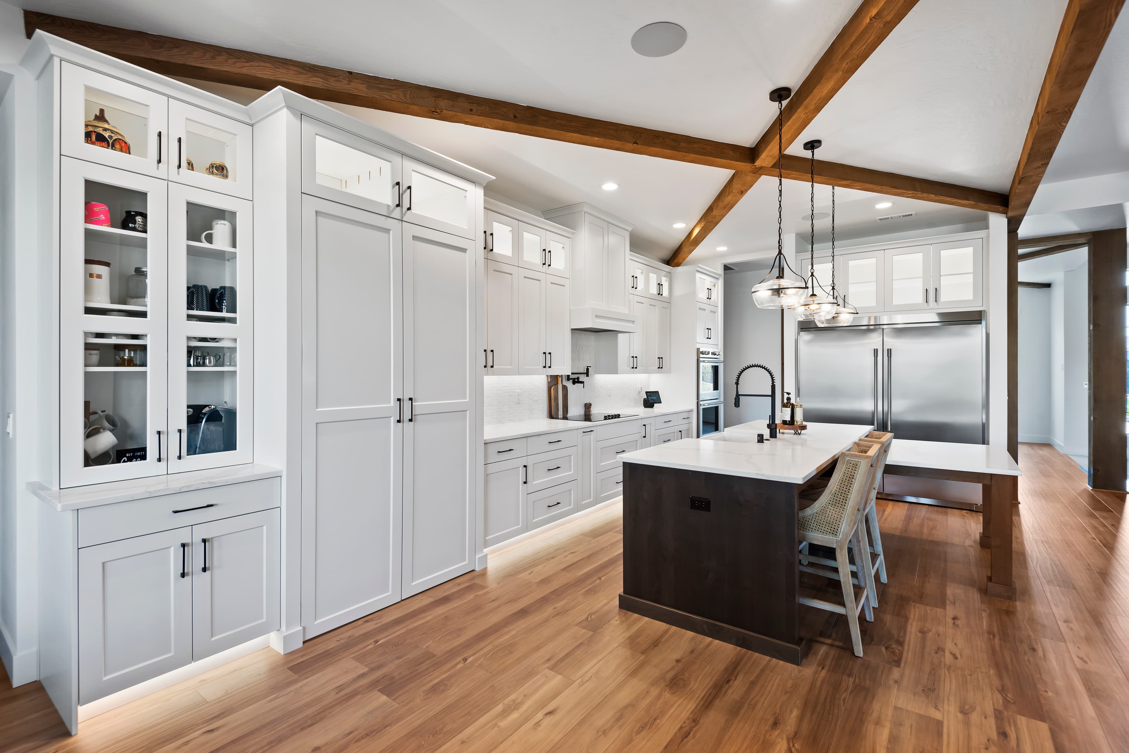 Custom kitchen cabinetry project 18