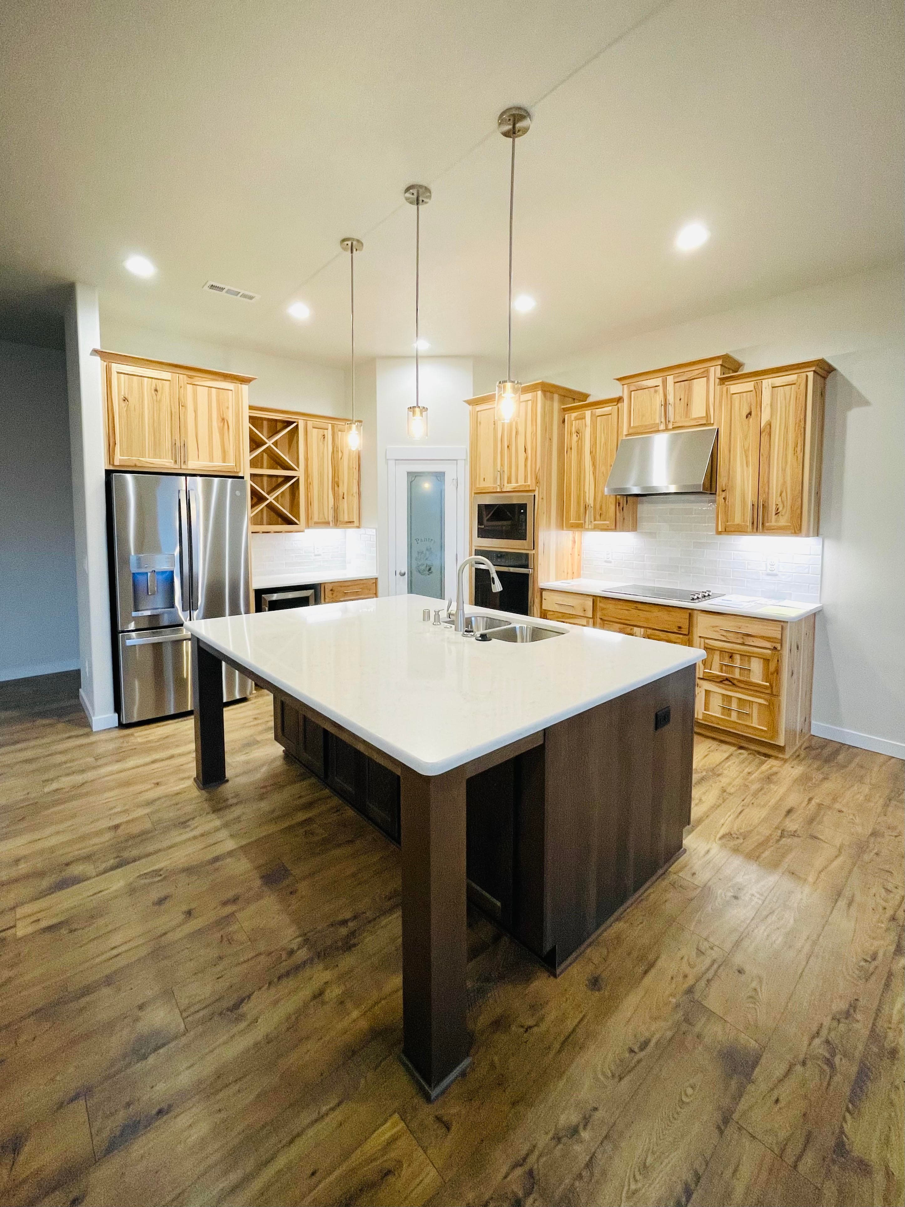 Custom kitchen cabinetry project 36