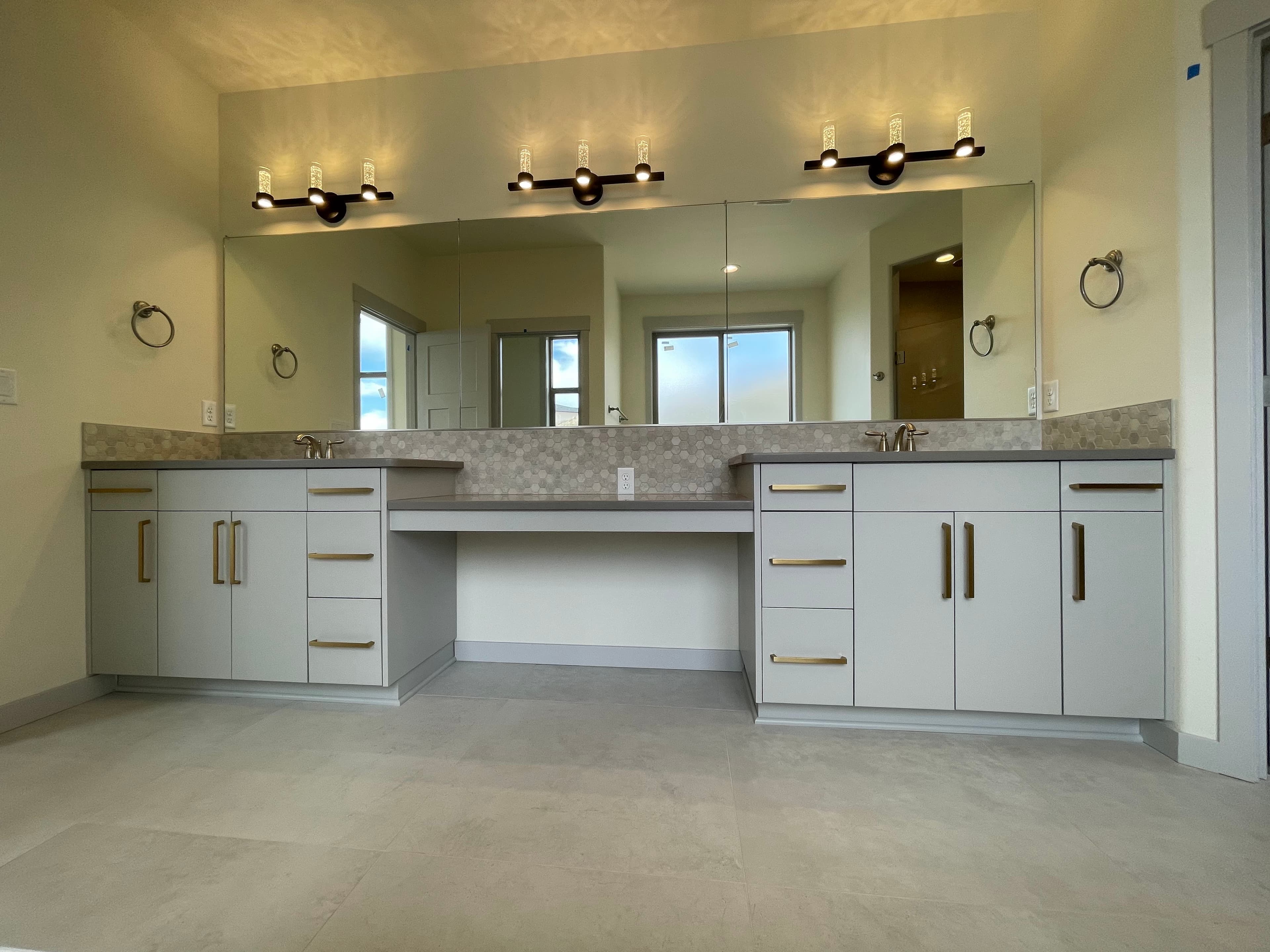 Custom bathroom vanity project 13
